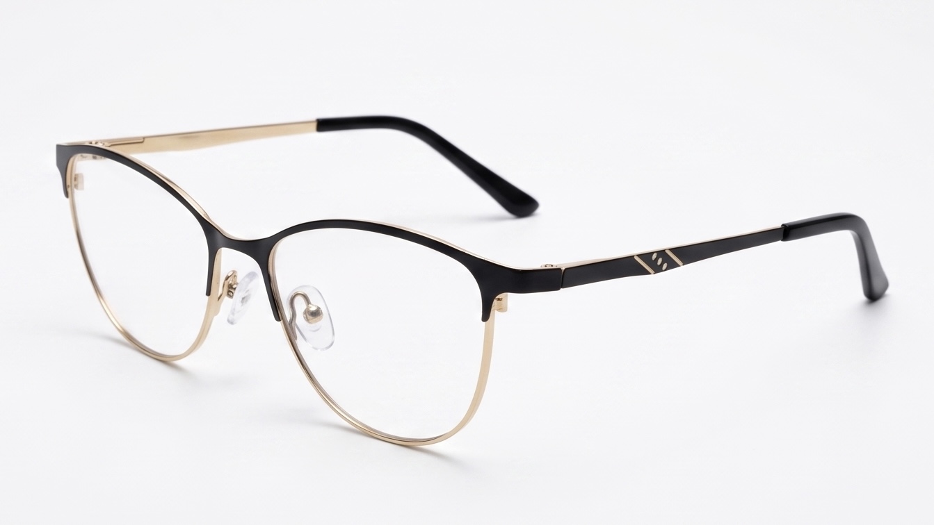 Elegant Two-Tone Cat-Eye Frames: Sophistication in Black and Gold